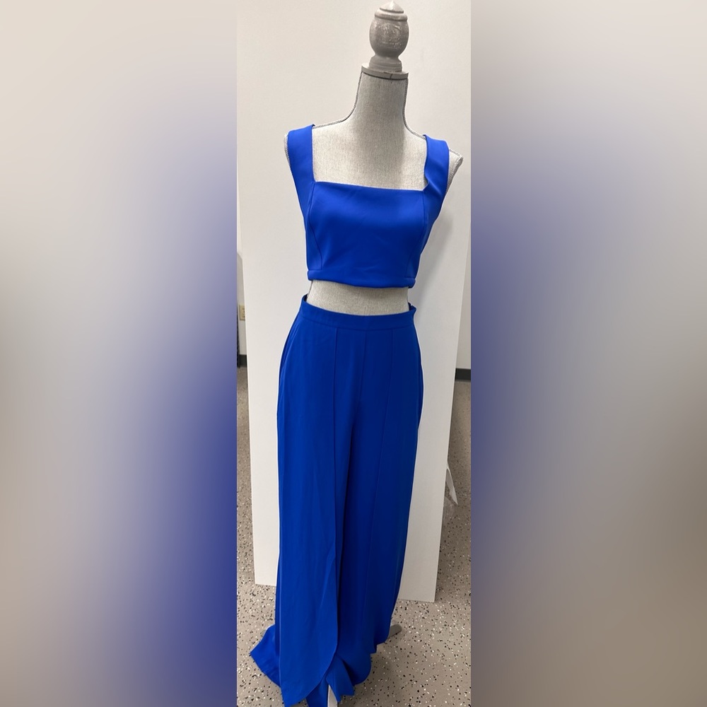 Guess by Marciano Cobalt blue pants and crop top set